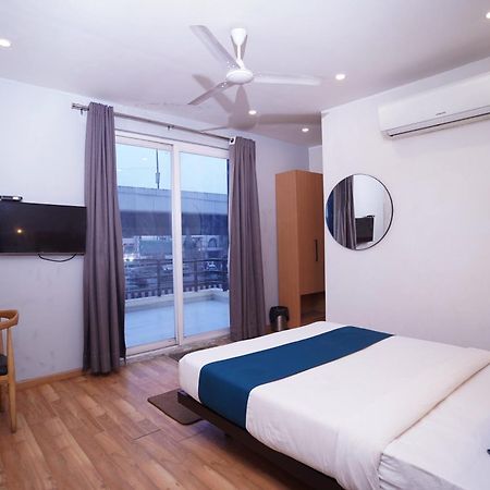 דלהי Hotel Mira Residency- Outer Ring Road, Paschim Vihar מראה חיצוני תמונה