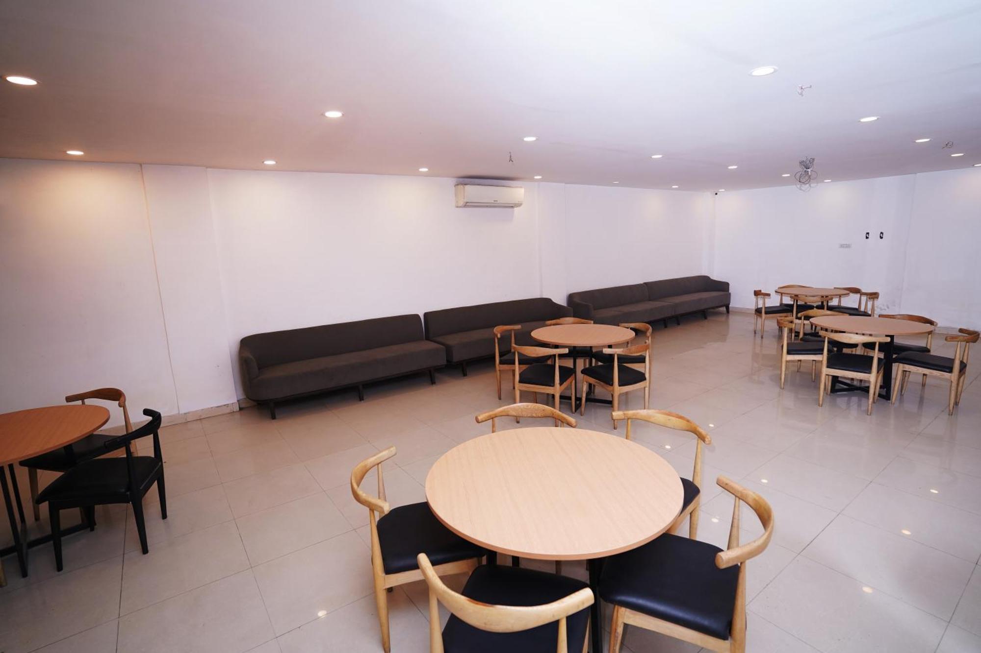 דלהי Hotel Mira Residency- Outer Ring Road, Paschim Vihar מראה חיצוני תמונה